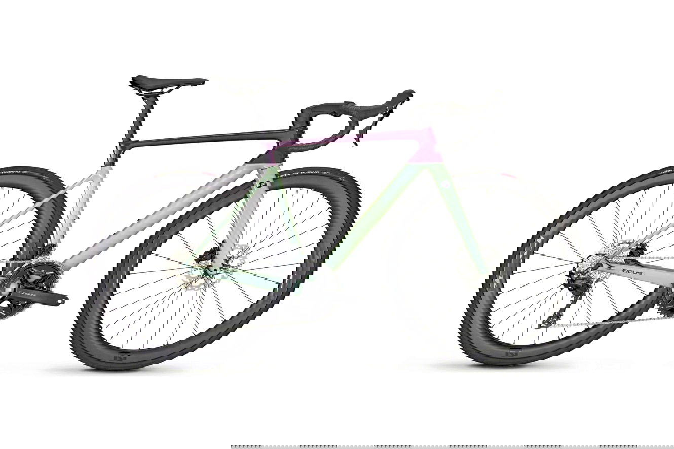 Focus IZALCO MAX 8.8 Diamant darkviolet glossy / skygrey glossy, 54 cm | M | (28")