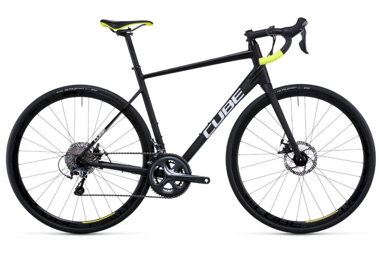 Cube Attain Race Diamant black´n´white, 56 cm (28")